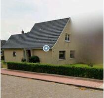 Einfamilienhaus - 239.000,00 EUR Kaufpreis, ca. 85,00 m² in Cuxhaven (PLZ: 27472) Einfamilienhaus - 239.000,00 EUR Kaufpreis, ca. 85,00 m² in Cuxhaven (PLZ: 27472)