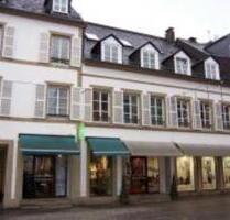 Schöne, großzügige 2 ZKB-Wohnung, Balkon im Herzen von Saarlouis