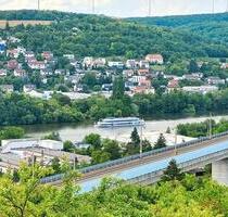 Von Privat 2-Zimmer-Wohnung mit großer Süd Dachterasse - Friedrichsdorf