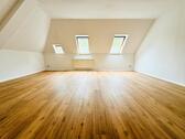 Foto - 2 Zimmer Dachgeschoßwohnung zur Miete in Leipzig