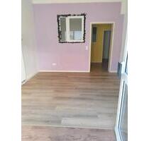 3 Zimmer Wohnung zu vermieten - 900,00 EUR Kaltmiete, in Linkenheim-Hochstetten (PLZ: 76351)