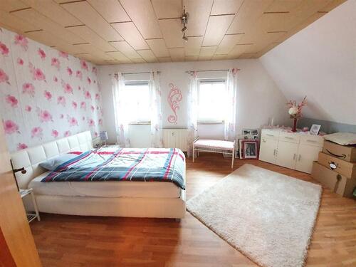 Foto - Dachgeschoßwohnung in Ebensfeld zur Miete