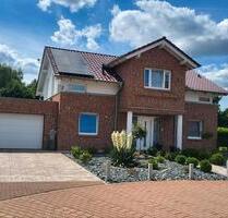 Modernes Einfamilienhaus mit PV-Anlage, Sauna & Doppelgarage - Nienburg (Weser)