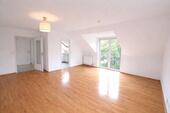 Foto - Dachgeschoss Wohnung - 800,00&nbsp;EUR Kaltmiete, ca.&nbsp; 84,00&nbsp;m&sup2;