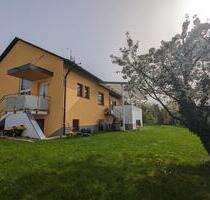 Fast wie ein eigenes Haus: Großzügige 3,5-Zimmer-Wohnung + Garten - Aurachtal