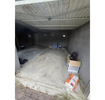 Doppelgarage - 200,00&nbsp;EUR Miete, in Estenfeld (PLZ: 97230)