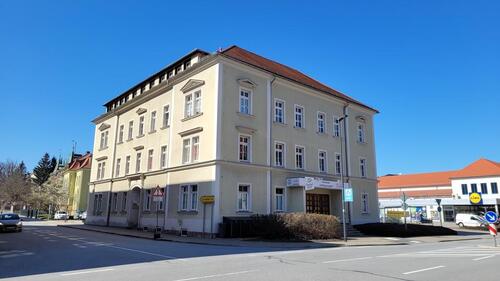 Foto - Große Gewerbeeinheit mit ausreichend Parkmöglichkeiten