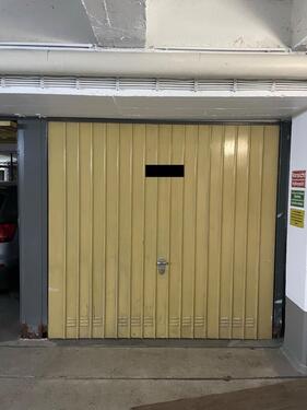 Foto - Abschließbare Tiefgaragen-Einzelgarage Osterwaldstraße