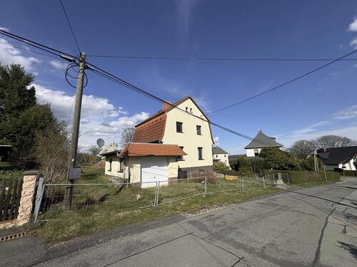 Foto - 8 Zimmer Einfamilienhaus zum Kaufen in Hohenstein-Ernstthal