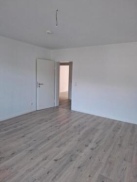 Foto - ERSTBEZUG, 2 ZI.-WHG., BALKON, NEUES BAD, EBK, TOP CITYLAGE