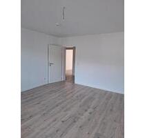 ERSTBEZUG, 2 ZI.-WHG., BALKON, NEUES BAD, EBK, TOP CITYLAGE - Kassel