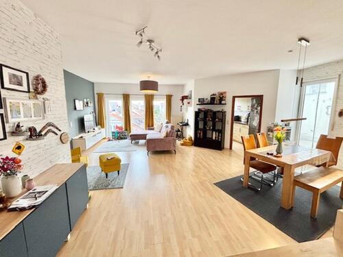 Foto - 4, 5 Zimmerwohnung im Schälzig - 1.350,00&nbsp;EUR Kaltmiete, ca.&nbsp; 116,00&nbsp;m&sup2;