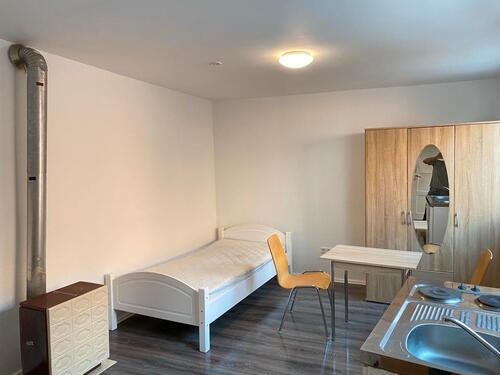 Foto - Möbliertes Zimmer in der Stadtmitte