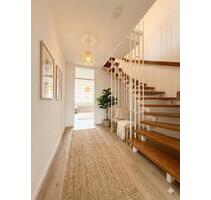 Große, renovierte Maisonette mit zwei Balkonen – viel Platz und perfektes Wohngefühl auf zwei Ebenen - Siegen