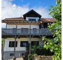 Großzügiges Wohnhaus mit ELW und traumhafter Aussichtslage - Deggendorf