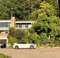 Midcentury-Haus in Schiltberg - 2.400,00&nbsp;EUR Kaltmiete, ca.&nbsp; 170,00&nbsp;m&sup2; in Schiltberg (PLZ: 86576)