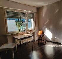 Helle 4 Zimmer Wohnung - 770,00&nbsp;EUR Kaltmiete, ca.&nbsp; 90,00&nbsp;m&sup2; in Gummersbach (PLZ: 51645) Berstig Süd