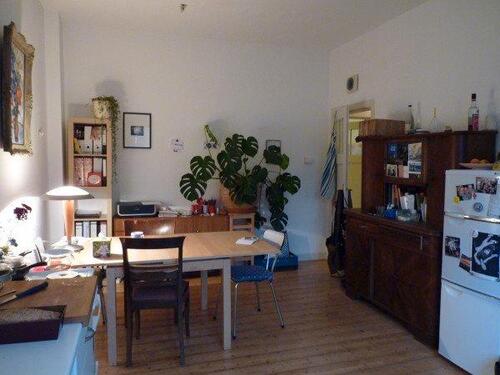 Foto - Schöne Altbauwohnung mit Holzdielenboden