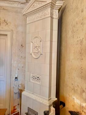 Foto - Frei ab Februar, 4 Raum, Wohnkü, Balkon, Einbaukü DD- Neustadt