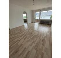 Helle 3-Zimmer-Wohnung mit großem Balkon & Stellplatz - Sulzbach an der Murr