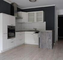 Moderne 2 Zimmer, Balkon und TG-Stellplatz- Mitten im Zentrum - Hameln
