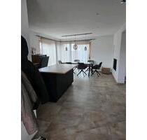 Haus zu vermieten - 1.550,00&nbsp;EUR Kaltmiete, ca.&nbsp; 130,00&nbsp;m&sup2; in Eggenfelden (PLZ: 84307)