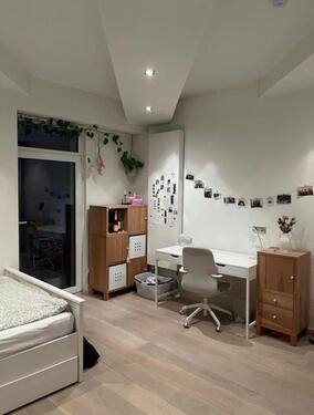 Foto - WG Zimmer zu vermieten in Frankfurt Süd (22-29 Jahre)