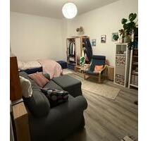 Gemütliche 1-Raum Wohnung - 380,00&nbsp;EUR Kaltmiete, ca.&nbsp; 37,00&nbsp;m&sup2; in Halle (Saale) (PLZ: 06114) Am Wasserturm/Thaerviertel