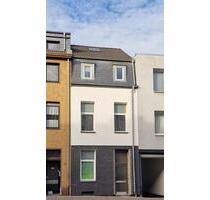 Einfamilienhaus 133 qm zu vermieten – zentrumsnah in Düren ab 1.2