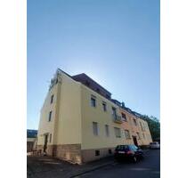 schöne 3 ZKB-Mietwohnung mit Balkon und Wintergarten - Saarbrücken Kieselhumes