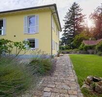 Provisionsfrei: Mediterrane Villa am Waldrand mit Atelier - Diedorf