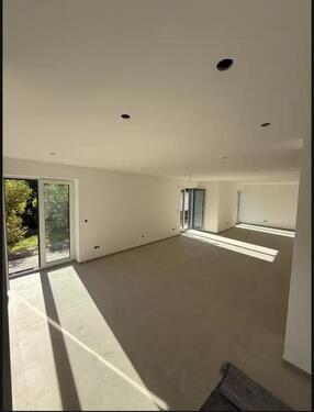 Foto - Neuwertige 4,5-Zimmer-Wohnung inkl. 2 Stellplätzen in Burbach