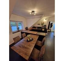 Moderne 3-Zimmer-Dachgeschosswohnung mit großer Terrasse. - Siegen Dillnhütten Moderne 3-Zimmer-Dachgeschosswohnung mit großer Terrasse. - Siegen Dillnhütten