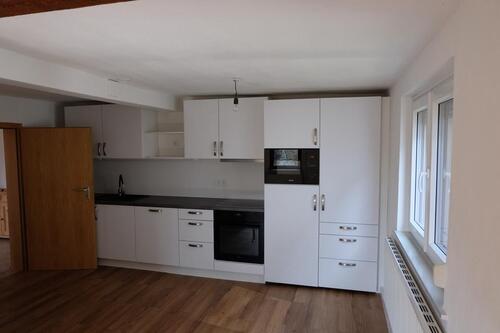 Foto - Großzügige 2-Zimmer-EG-Whg. mit Terrasse, EBK in Burgbernheim