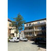 Geräumige 4,5 Zimmer-Wohnung in Gotha mit einladenden Balkon