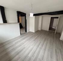 81qm, 6 Zimmer KüBad, Laminat neu, Therme neu, Hofbenutzung - Helmstedt