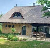 Kein Haus von der Stange- mitten im eigenen Wald - Fockbek