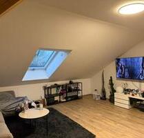 2 Zimmer-DG-Wohnung in Weiterstadt inkl.WLAN
