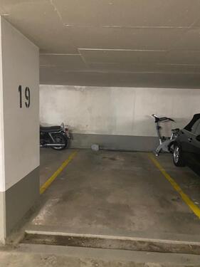 Foto - TG-Stellplatz Tiefgaragenstellplatz München Untermenzing Allach