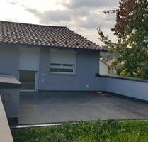 Wohnung mit schönem Garten!!! Neuwertig - nur 3700 €m² - Coburg