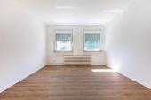 Foto - ERSTBEZUG NACH SANIERUNG. Gehobene 2-Zi. Wohnung mit neuer EBK
