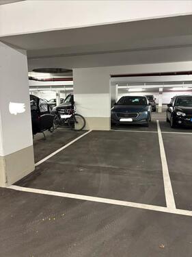 Foto - Tiefgaragenstellplatz Nähe Berduxstraße zu vermieten