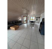 Ohne Makler - 3,5 Zimmer mit Aussicht - Karlsbad