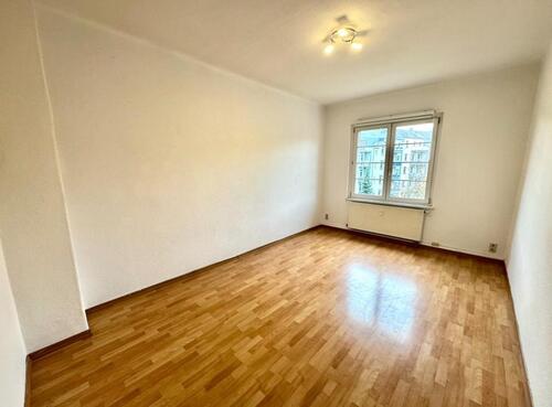 Foto - 25 Zimmer Mehrfamilienhaus, Wohnhaus zum Kaufen in Chemnitz