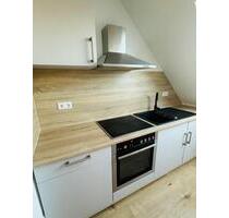 2-ZKB, 48 m², frisch renoviert, neue Küche & Bad – SB-Burbach - Saarbrücken West