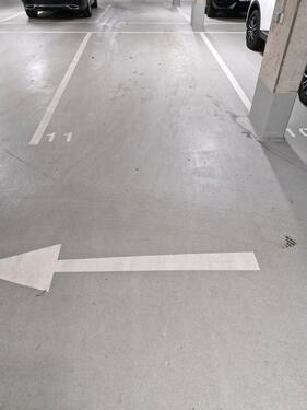 Foto - Tiefgaragenstellplatz - 90,00&nbsp;EUR Miete,