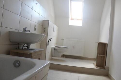 Foto - Geräumige 2-Zimmerwohnung - 350,00 EUR Kaltmiete,