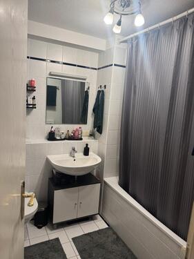 Foto - 2 Zimmer Dachgeschoßwohnung zur Miete in Rodgau