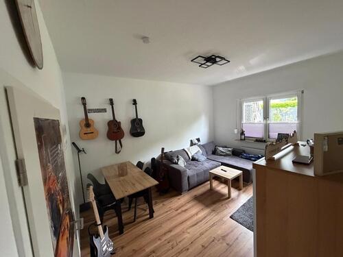 Foto - Kleine 3,5 Zimmer Wohnung im Erdgeschoss mit Terrasse