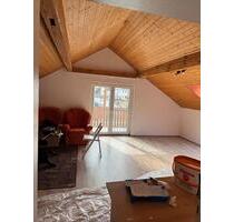 3-Zi DG-Wohnung mit Balkon & Stellplatz in Grünningen - Donaueschingen